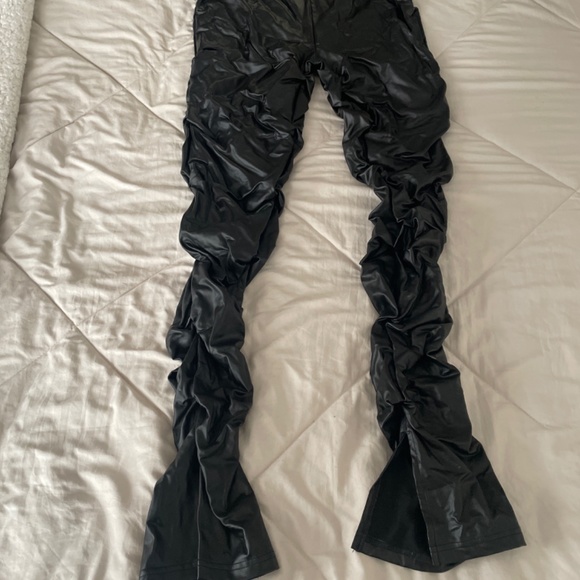 Black Shein Jeggings - Picture 2 of 4